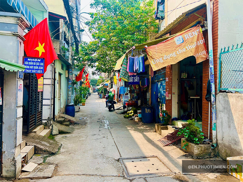 The Hidden Gems of Saigon’s Unique Alleyways