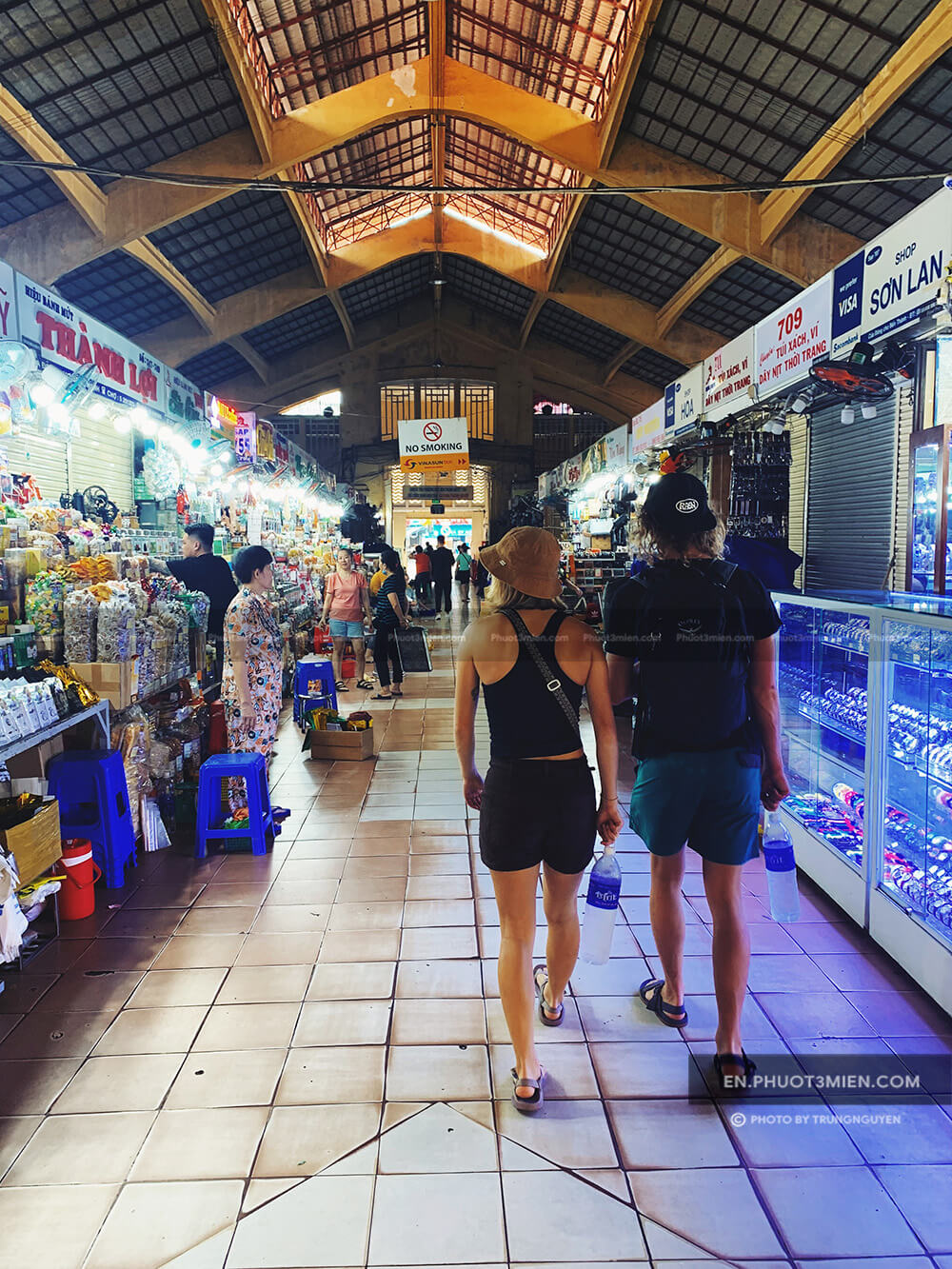 What to Buy at Ben Thanh Market