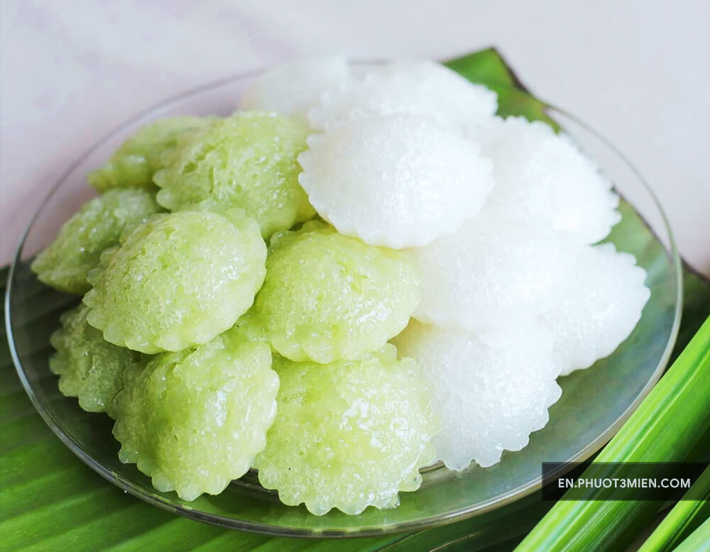 “Cow” cakes or Steamed rice cakes