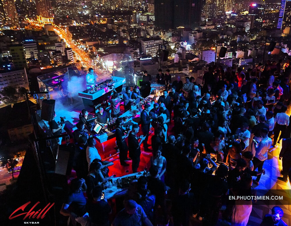 Chill Skybar – AB Tower
