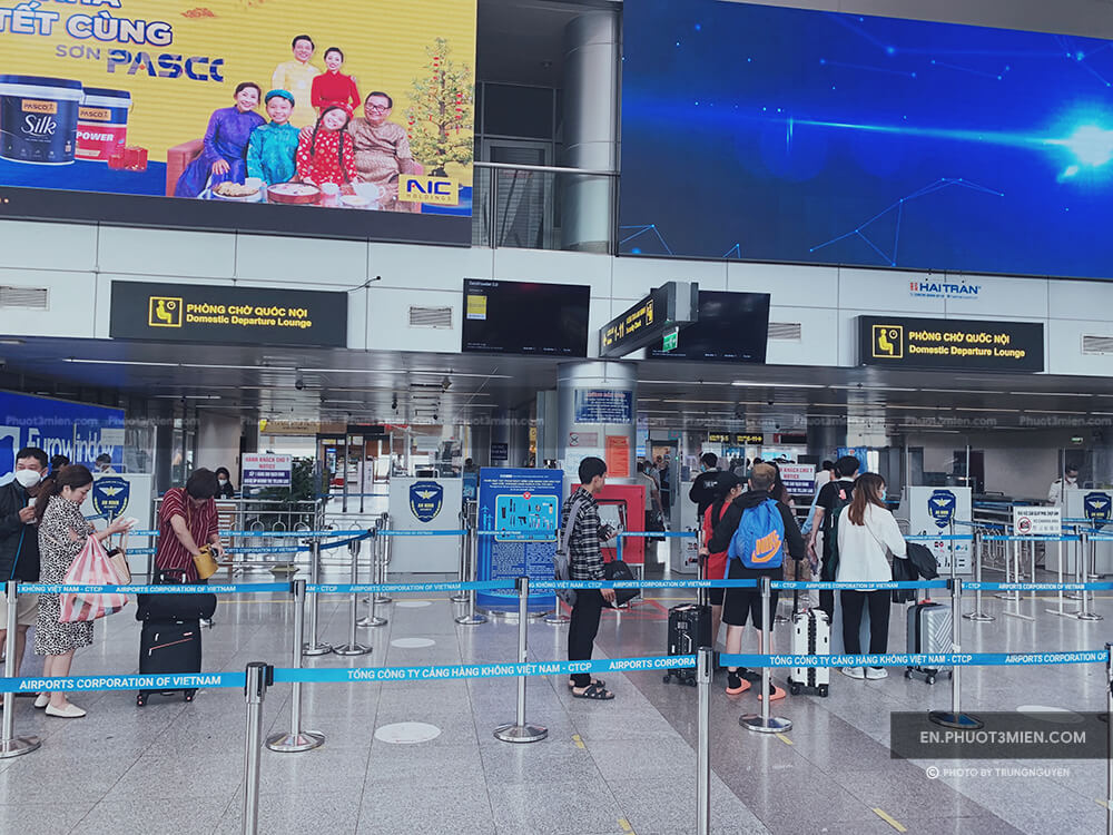Domestic arrivals - Da Nang International Airport