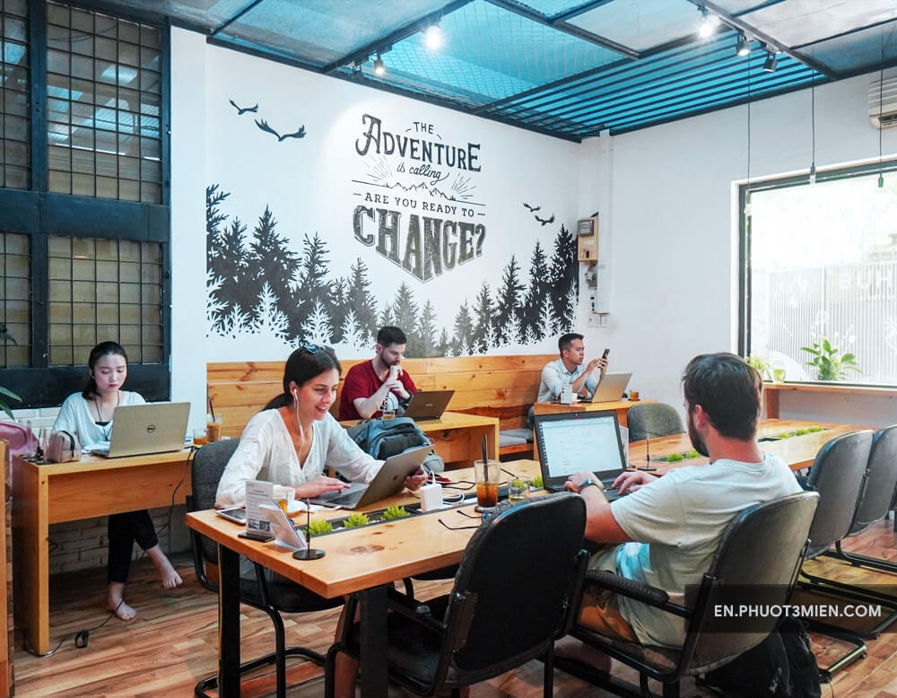 Geek Hub – Workspace and Cafeteria