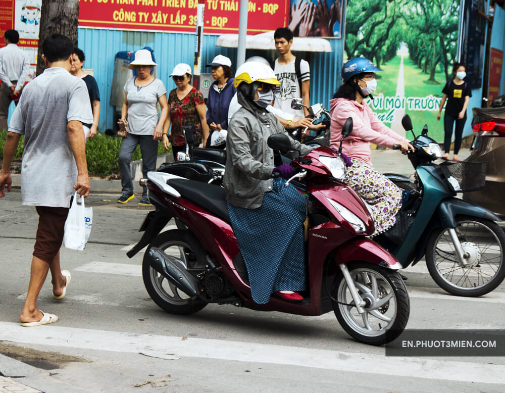 Rules Of The Road in Saigon Traffic