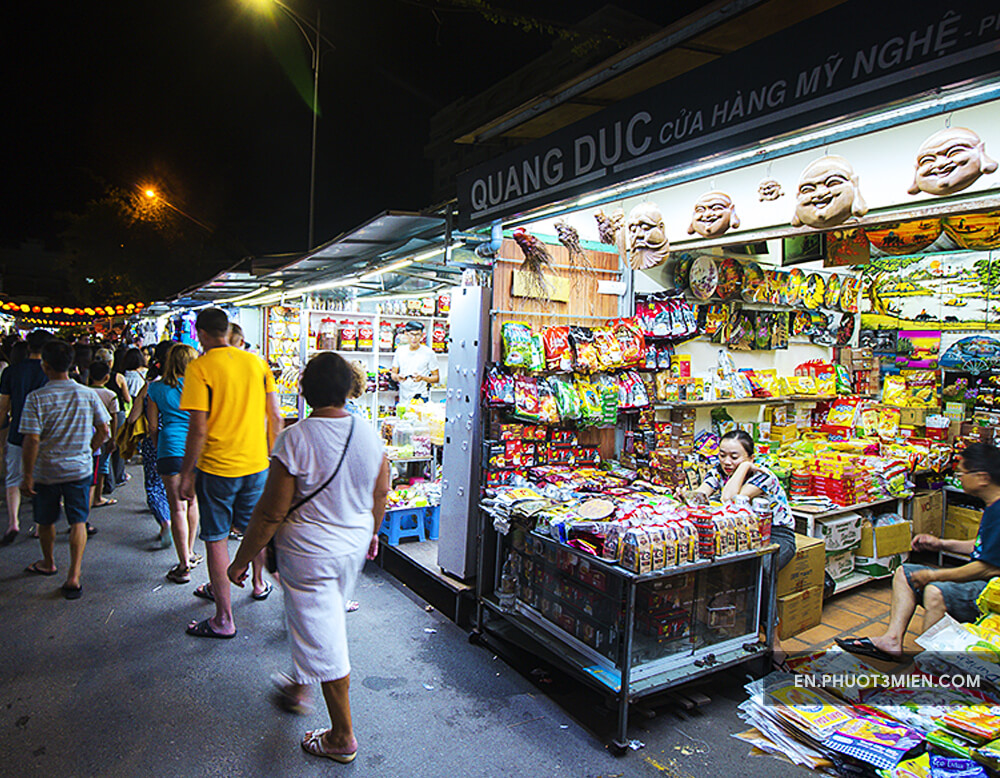 Nha Trang night market 